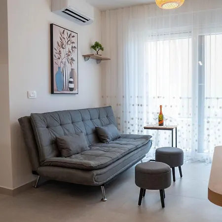 Apartment Place For 2 Zadar