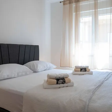 Apartment Place For 2 Zadar